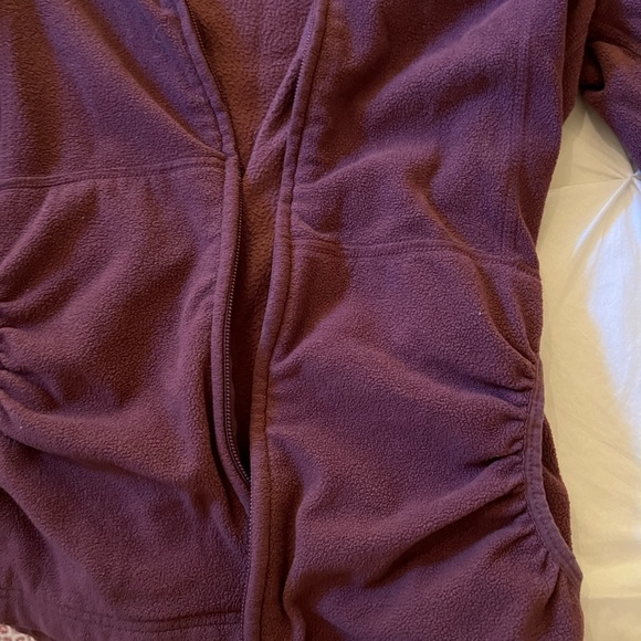 Marika - Purple fleece hoodie - Picture 2 of 3